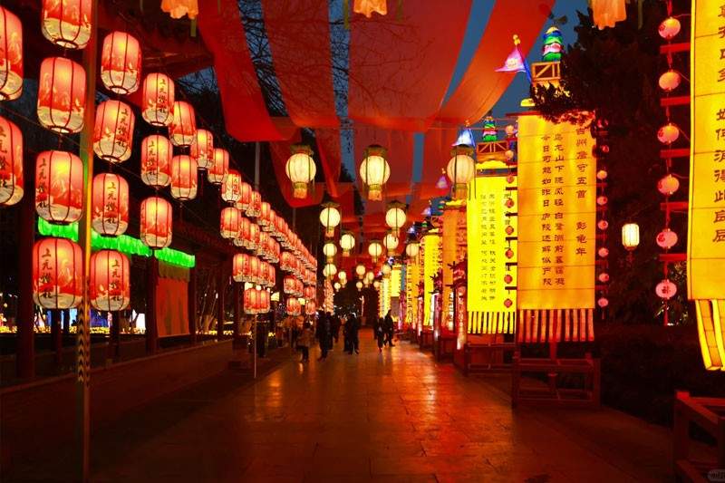 非遗灯会绽放世界舞台 传统与创新完美融合(图4)