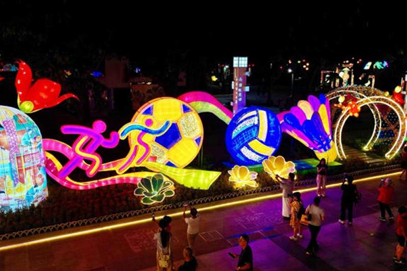 广州中秋灯会传统彩灯与现代科技交融展现岭南文化魅力(图4)