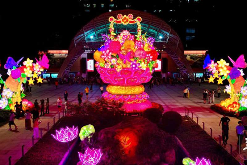 广州中秋灯会传统彩灯与现代科技交融展现岭南文化魅力(图7)