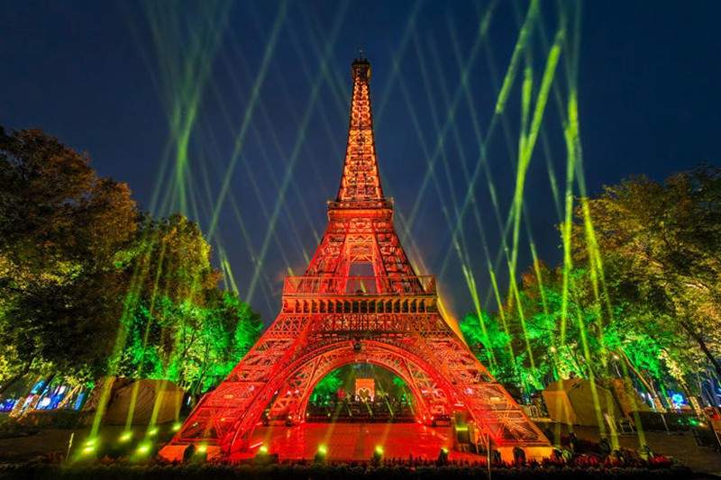 来北京世界公园欣赏光影世界(图3)