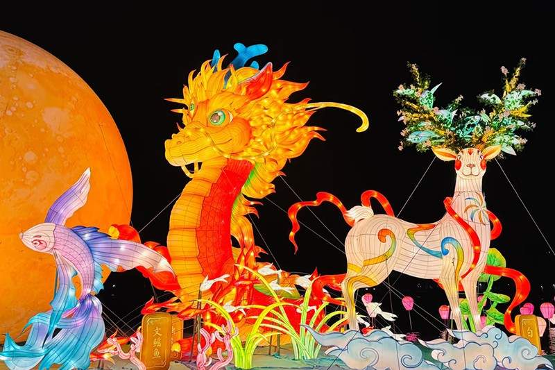 两马同春闹元宵