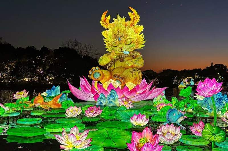 金陵巳年春似锦·秦淮灯会万象新(图2)