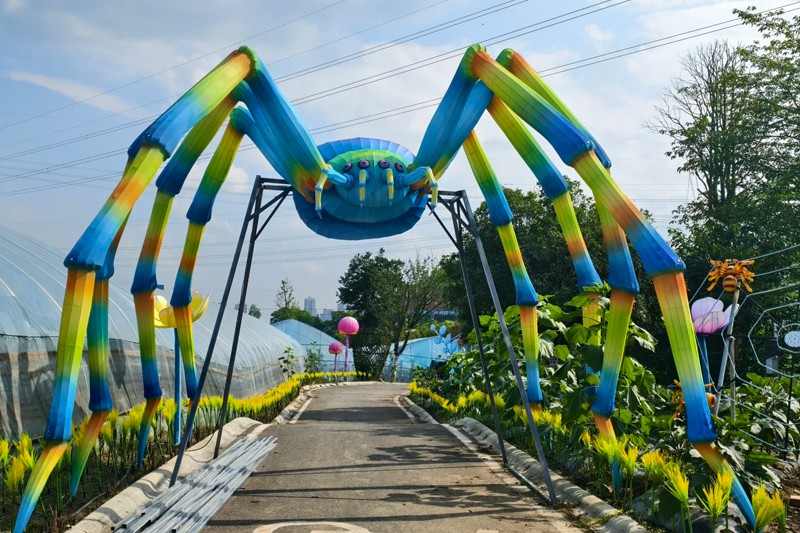 bbb1.jpg 以光为笔·璀璨逐影(图2)