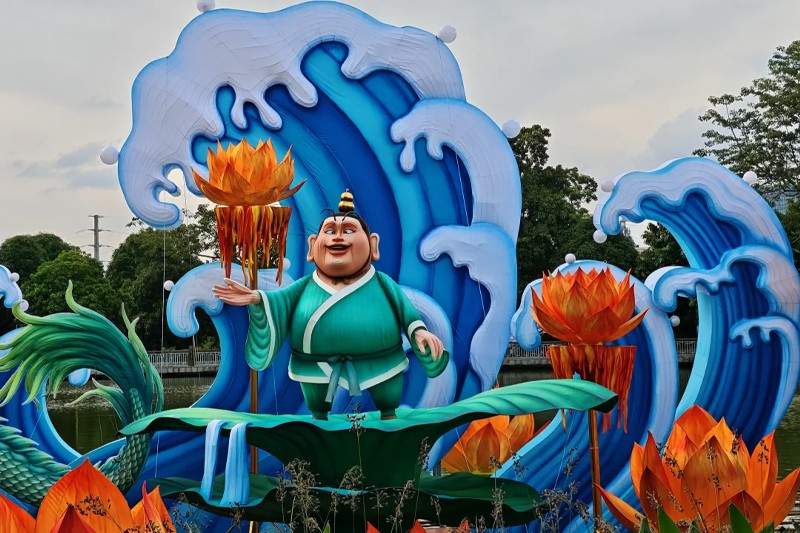 ccc3.jpg 2025神话传奇灯会(图3)