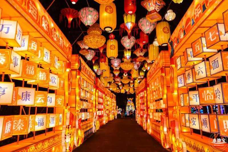 2025深圳湾区超级灯会(图1) 2025深圳湾区超级灯会