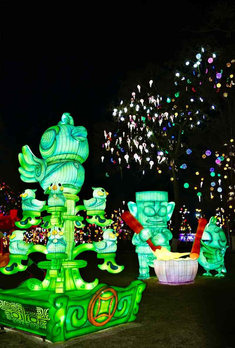 德阳灯会2025开幕：璀璨古蜀文化融合科技创新光影体验(图7)