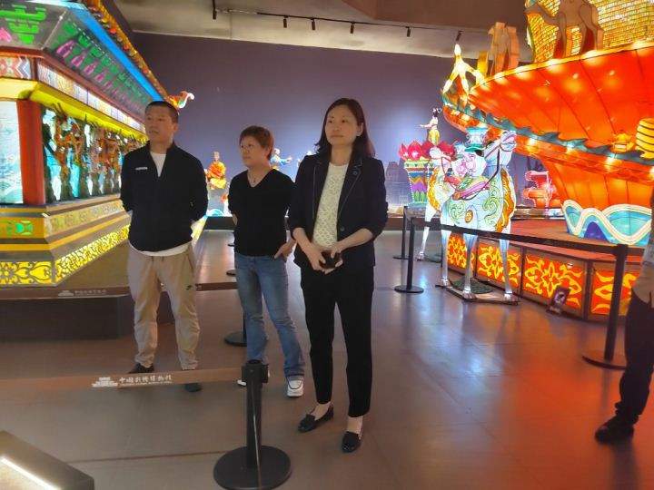 中国彩灯博物馆切实做好清明节假日安全生产工作(图4) 中国彩灯博物馆切实做好清明节假日安全生产工作(图4)