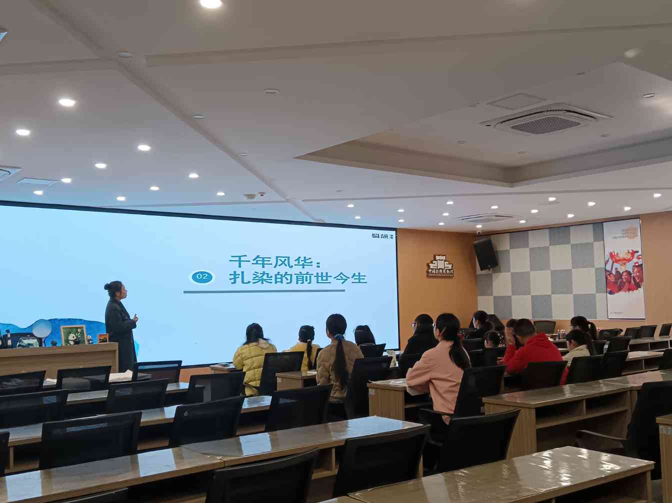 “馆”够精彩，年味十足——中国彩灯博物馆新春人气旺(图10)