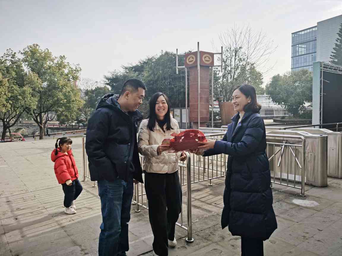 “馆”够精彩,年味十足——中国彩灯博物馆新春人气旺(图1) “馆”够精彩,年味十足——中国彩灯博物馆新春人气旺(图1)