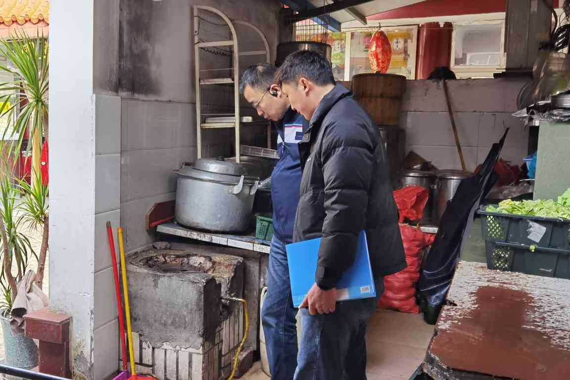 筑牢安全屏障，喜迎欢乐新春—— 中国彩灯博物馆开展春节前安全专项检查(图2)
