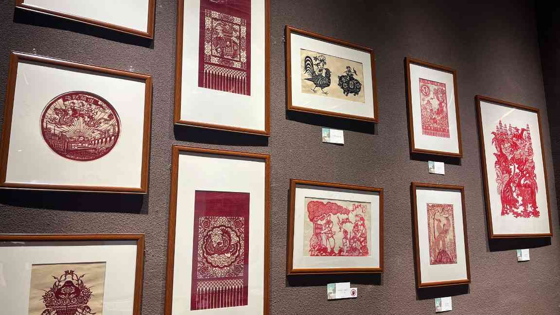 百年美术,“画”说自贡 |“静水流深 ——自贡百年美术作品展”今日正式开展(图2) 百年美术,“画”说自贡 |“静水流深 ——自贡百年美术作品展”今日正式开展(图2)