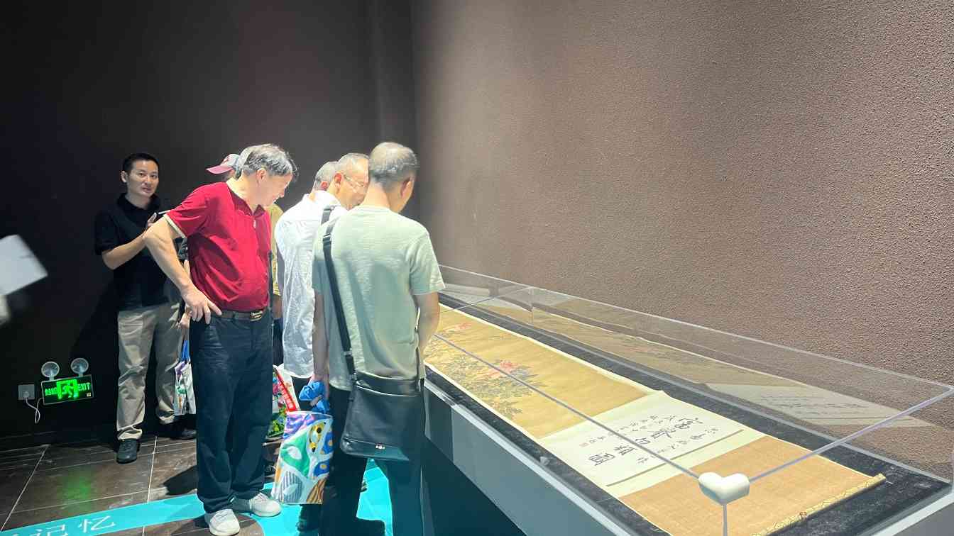 百年美术,“画”说自贡 |“静水流深 ——自贡百年美术作品展”今日正式开展(图7) 百年美术,“画”说自贡 |“静水流深 ——自贡百年美术作品展”今日正式开展(图7)