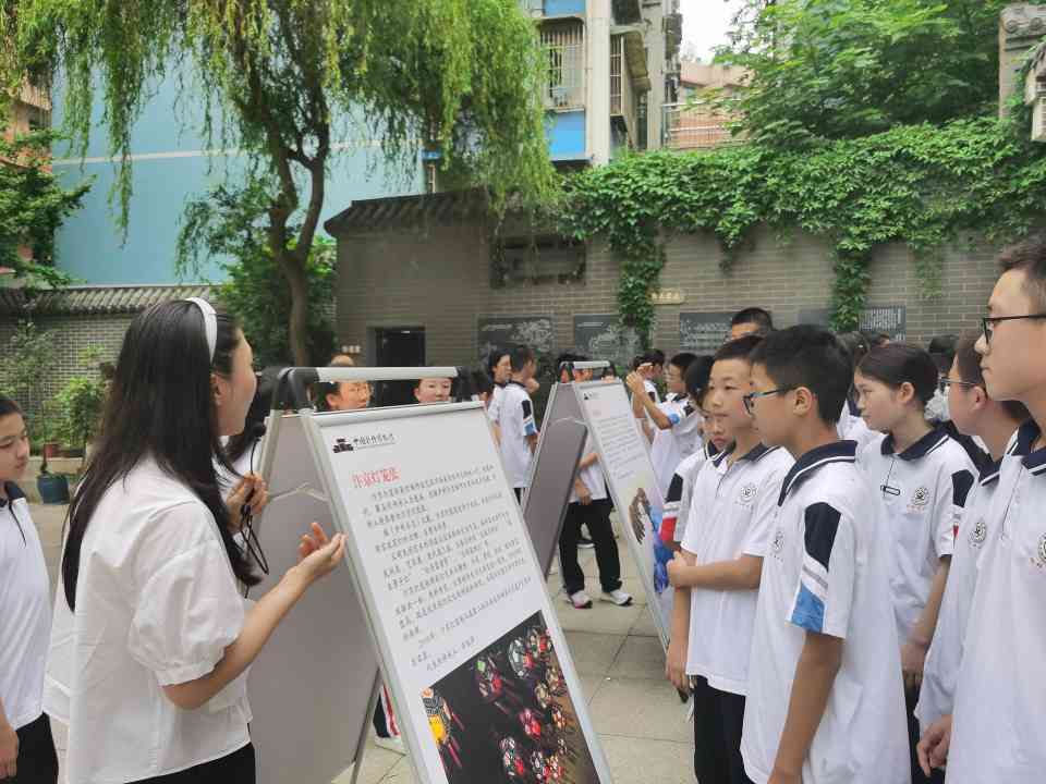 传承千年灯韵，点亮智慧新程—— 中国彩灯博物馆扮靓“开学第一课”(图10)