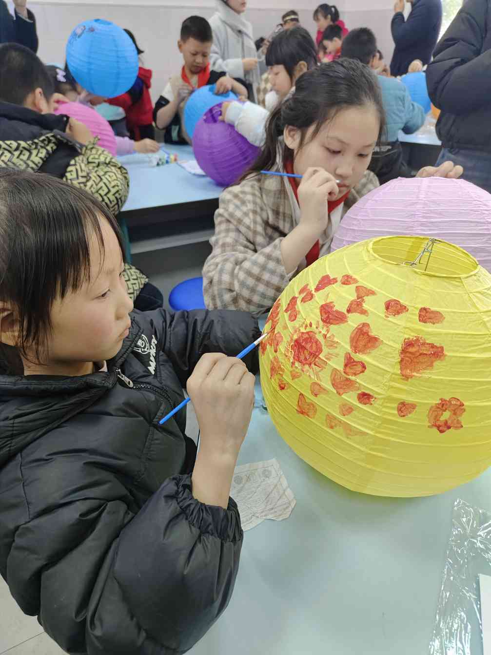 彩灯文化传播进校园 非遗传承激发青少年热情(图6)