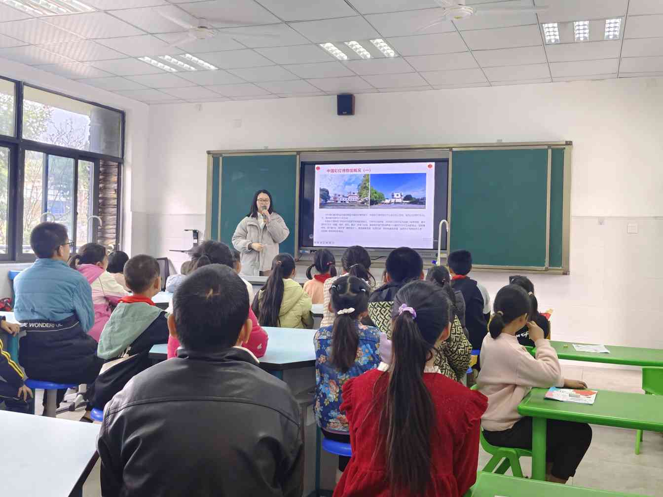 彩灯文化传播进校园 非遗传承激发青少年热情(图9)