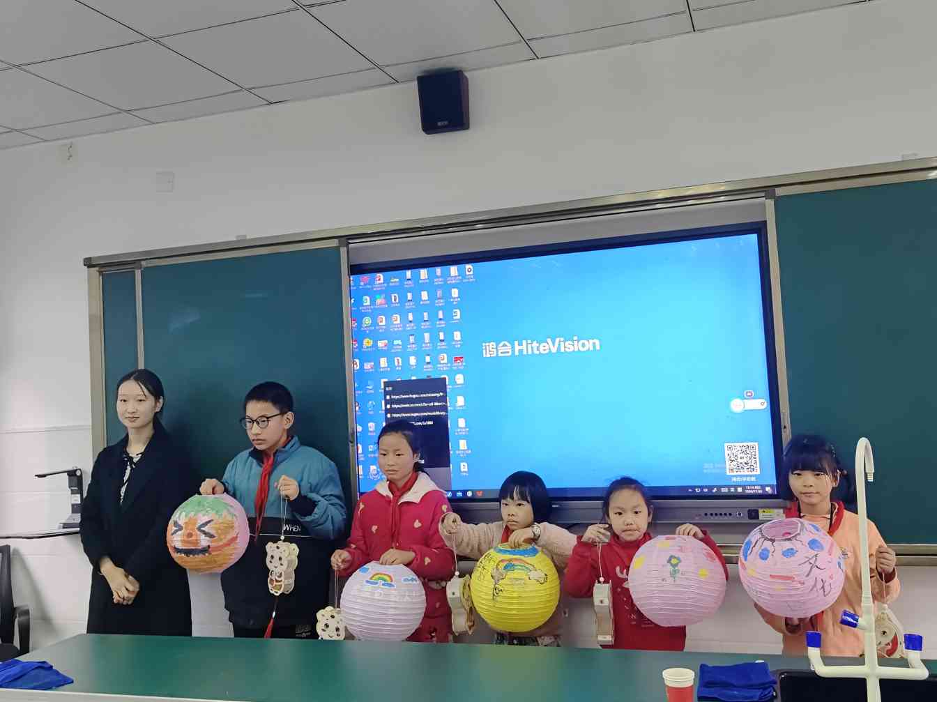 彩灯文化传播进校园 非遗传承激发青少年热情(图12)