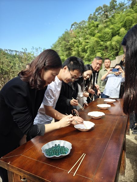 传承红色基因 弘扬革命精神 筑牢团结奋进根基(图5)