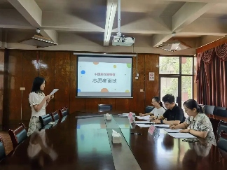 小小志愿者的成长之旅：用稚嫩声音传承千年彩灯文化(图2)