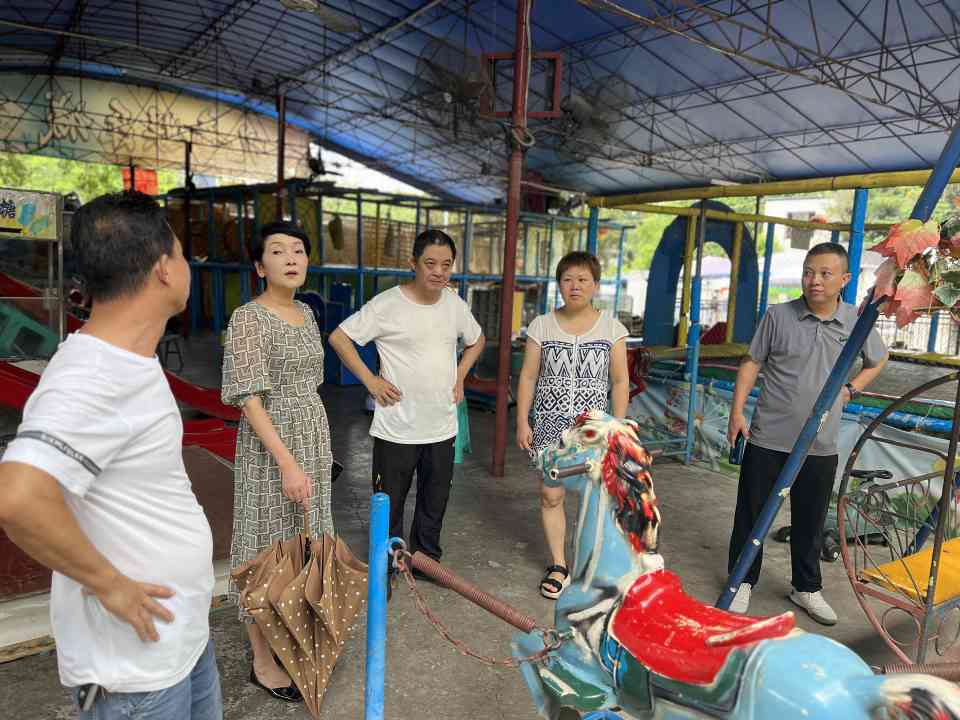 中国彩灯博物馆强化安全工作 全面排查隐患提升防护能力(图4)