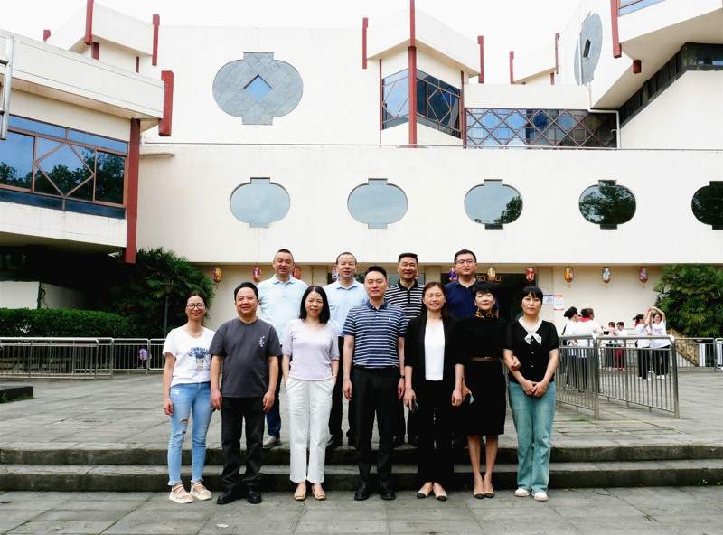 中国彩灯博物馆理事会换届推动高质量发展(图6)