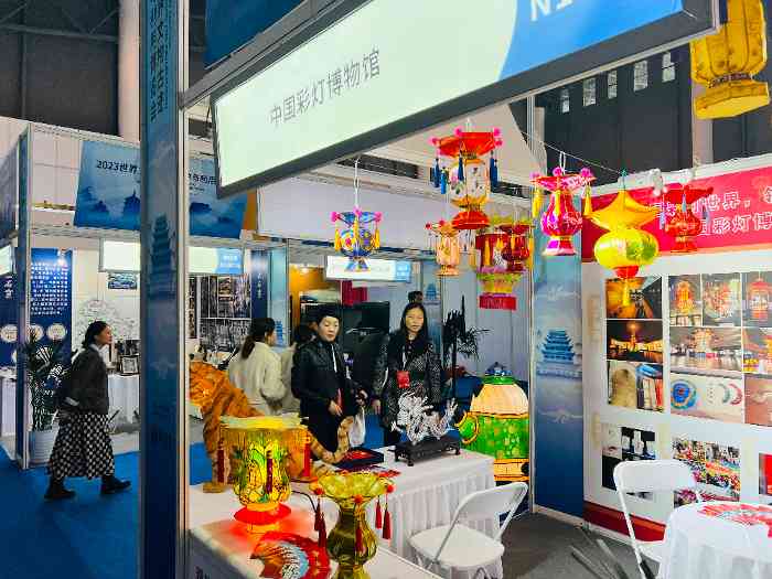 非遗文创彩灯展示助力文物保护与文化传播(图3) 非遗文创彩灯展示助力文物保护与文化传播(图3)