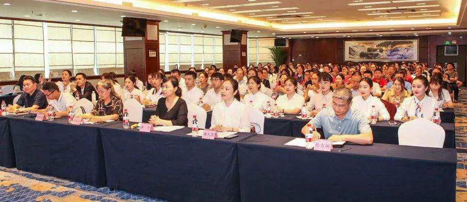 全市研学旅行指导师大赛圆满落幕 彩灯非遗课程受赞誉(图2)