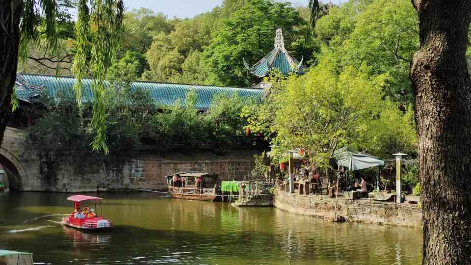 彩灯博物馆五一亮点：文旅活动与安全举措交相辉映(图5)