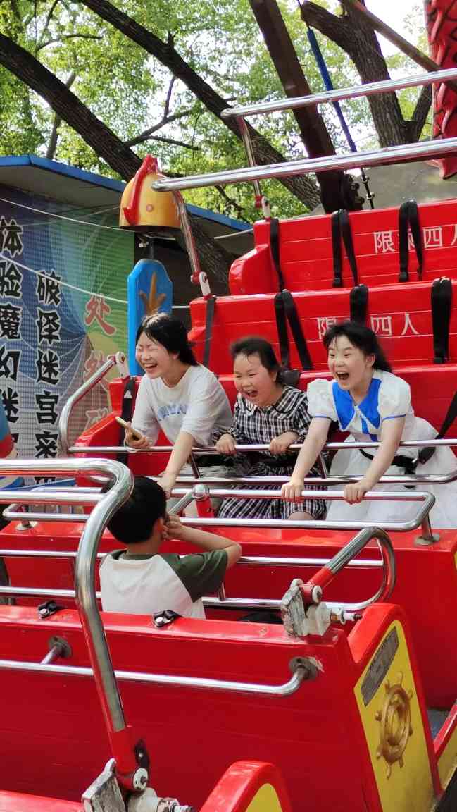 彩灯博物馆五一亮点：文旅活动与安全举措交相辉映(图6)