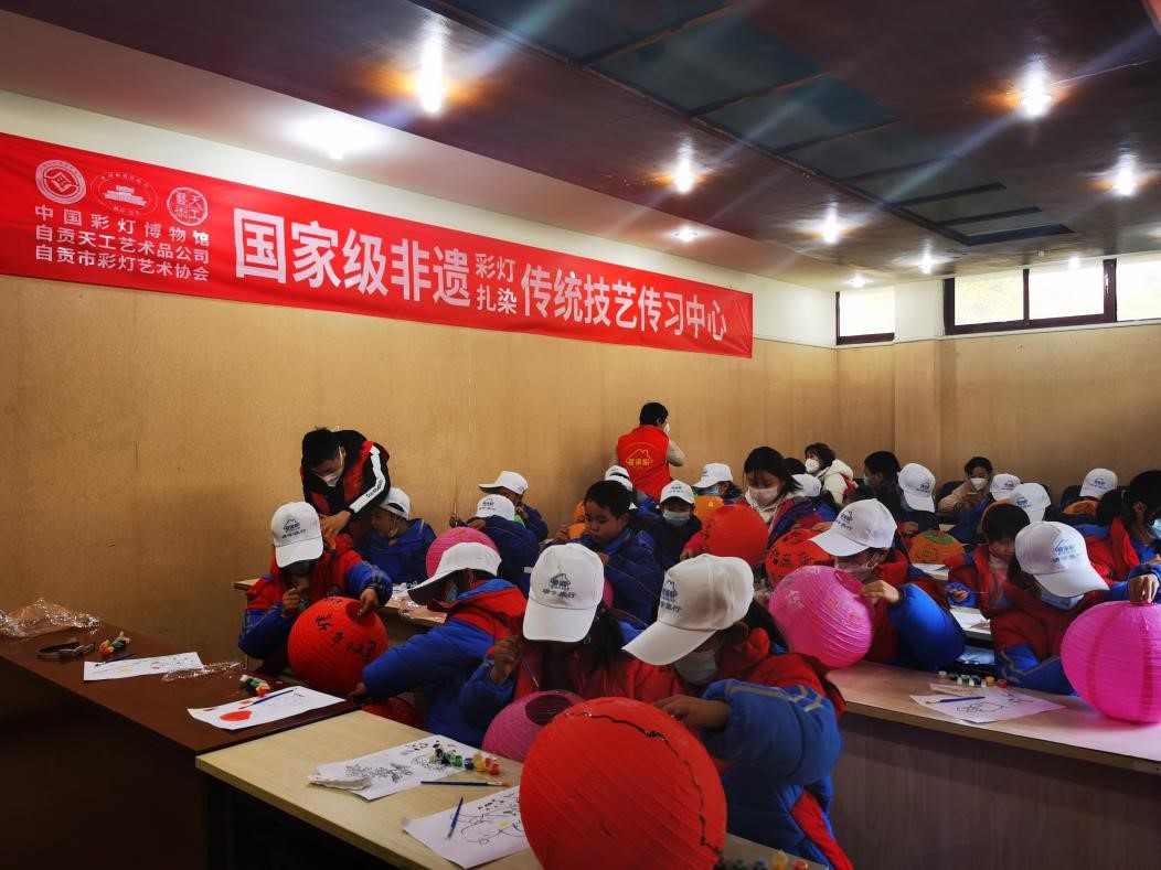 畅游非遗彩灯文化 玩转新春特色活动(图3) 畅游非遗彩灯文化 玩转新春特色活动(图3)