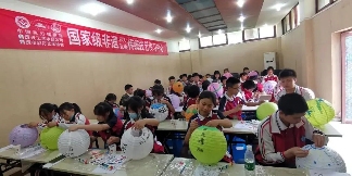 国庆假期彩灯博物馆活动全攻略：非遗文化与互动体验(图2)