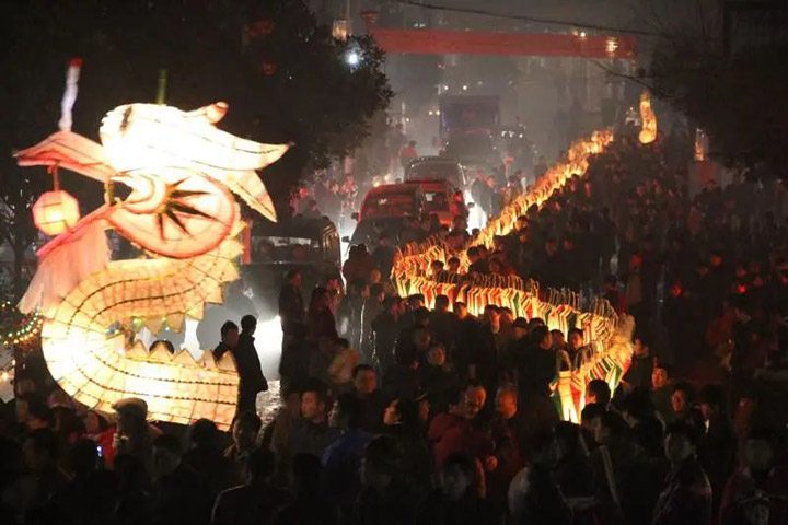 湖南省慈利板板龙灯:非遗传承古俗与民俗艺术(图1) 湖南省慈利板板龙灯:非遗传承古俗与民俗艺术(图1)