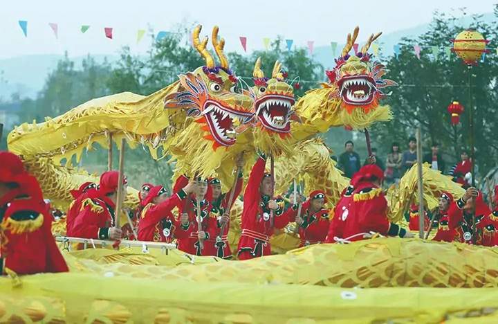 武龙灯:武术舞龙融合传统舞蹈的魅力与传承(图3) 武龙灯:武术舞龙融合传统舞蹈的魅力与传承(图3)
