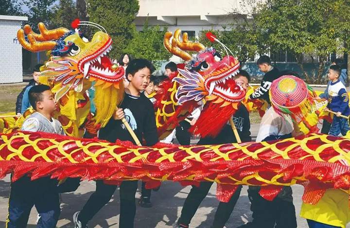 武龙灯:武术舞龙融合传统舞蹈的魅力与传承(图6) 武龙灯:武术舞龙融合传统舞蹈的魅力与传承(图6)