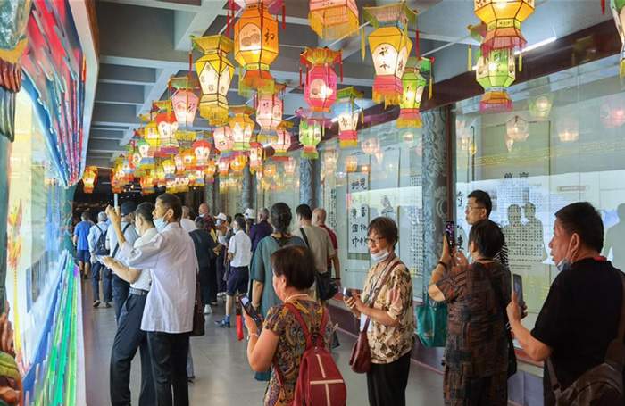 国庆假期文旅体验:安全有序的活动安排和接待数据(图9) 国庆假期文旅体验:安全有序的活动安排和接待数据(图9)