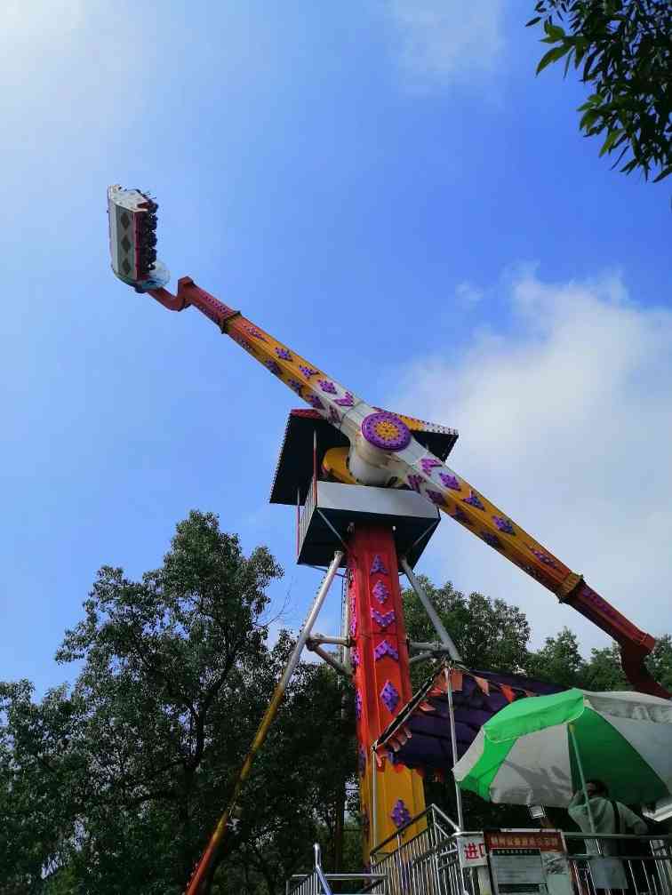节前彩灯公园游乐设备安全大检查确保节假日运行无忧(图5) 节前彩灯公园游乐设备安全大检查确保节假日运行无忧(图5)