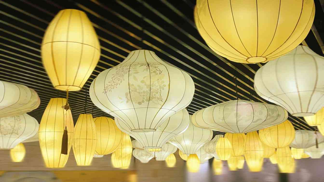 灯灯灯灯~新“花灯氛围组” 就位,一键解锁光影浪漫(图2) 灯灯灯灯~新“花灯氛围组” 就位,一键解锁光影浪漫(图2)